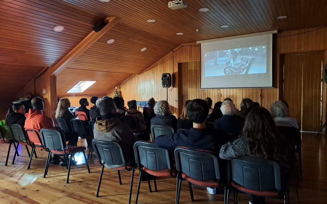 Sessão de cinema do filme ‘LION’ na UTIL – Universidade de Terceira Idade do Lumiar