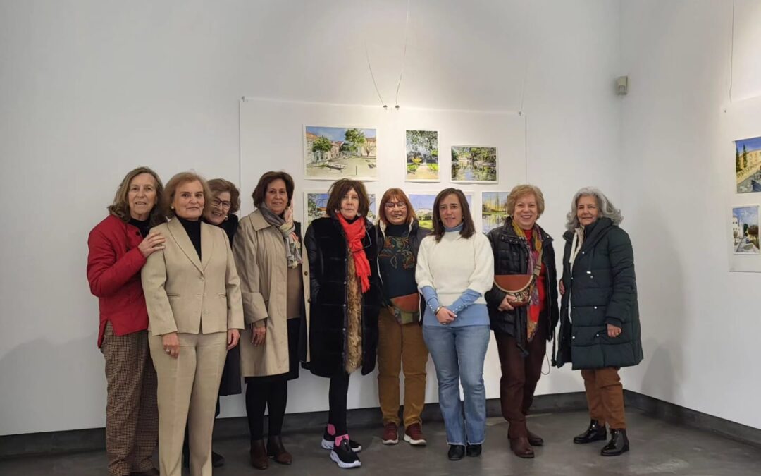 Exposição de aguarelas feitas por pintoras do Lumiar patente na Galeria Liminare